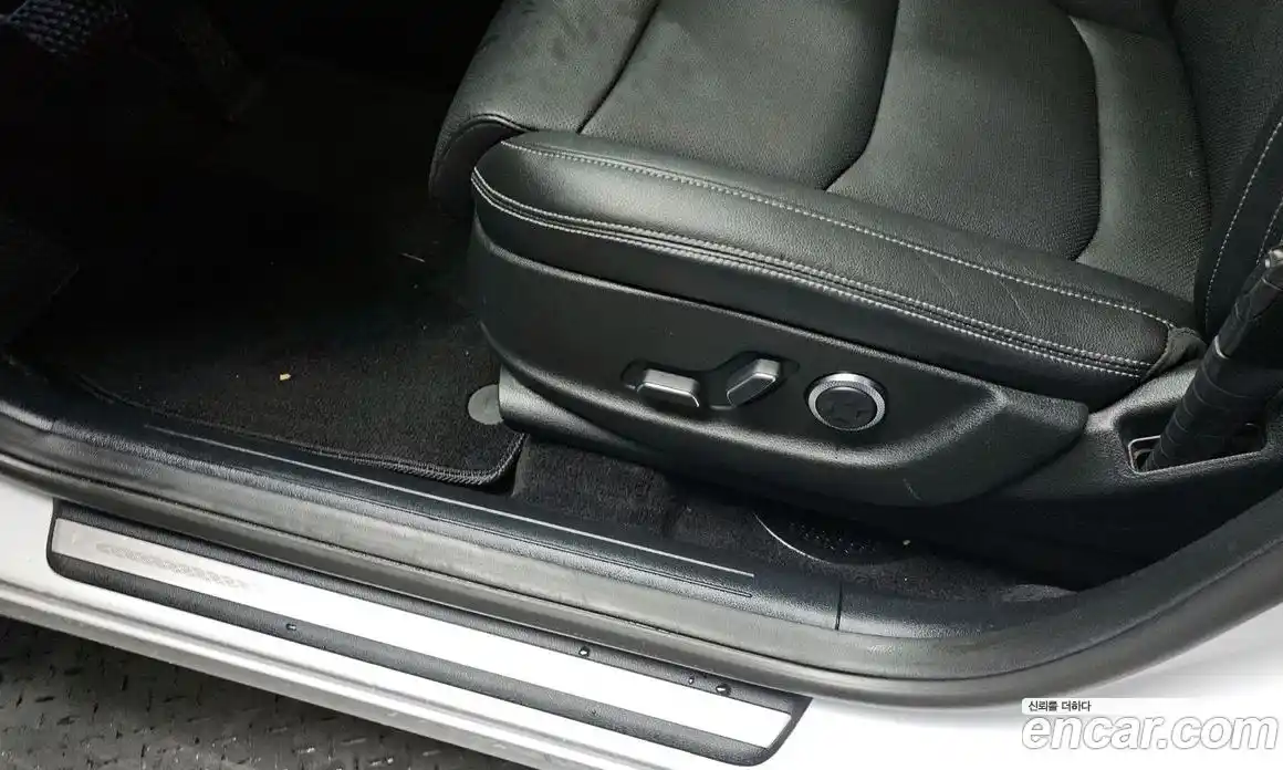 Genesis GV70 2021 2.5 автомат (гидро), фото 32