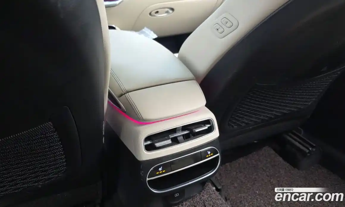 Genesis GV70 2023 2.5 автомат (гидро), фото 25