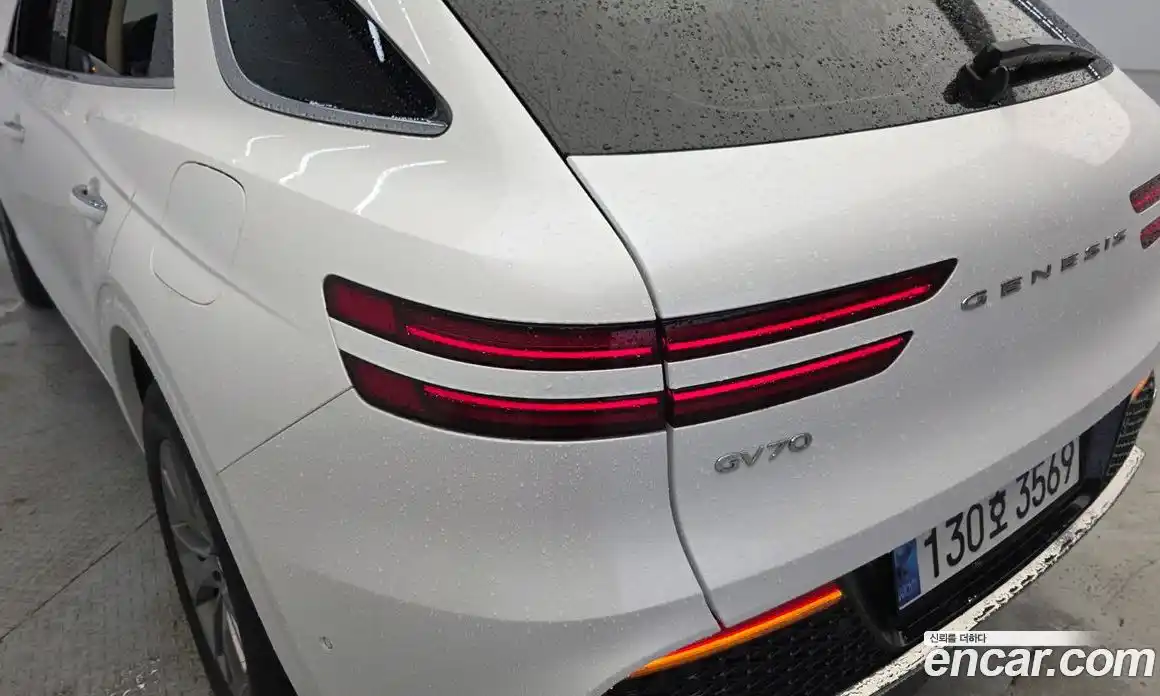 Genesis GV70 2023 2.5 автомат (гидро), фото 9