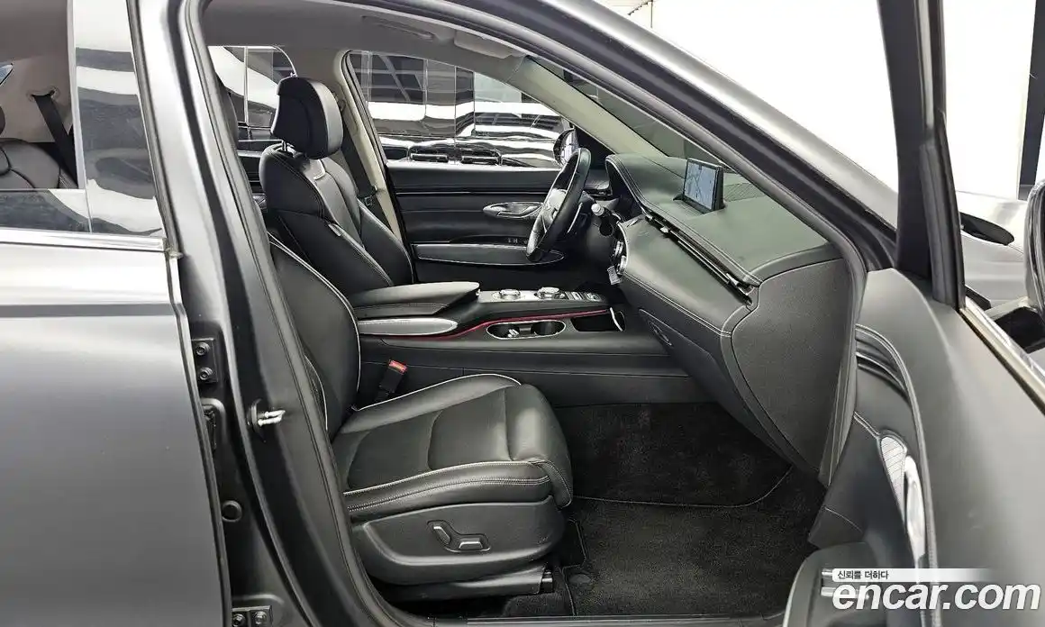 Genesis GV70 2021 2.2 автомат (гидро), фото 11