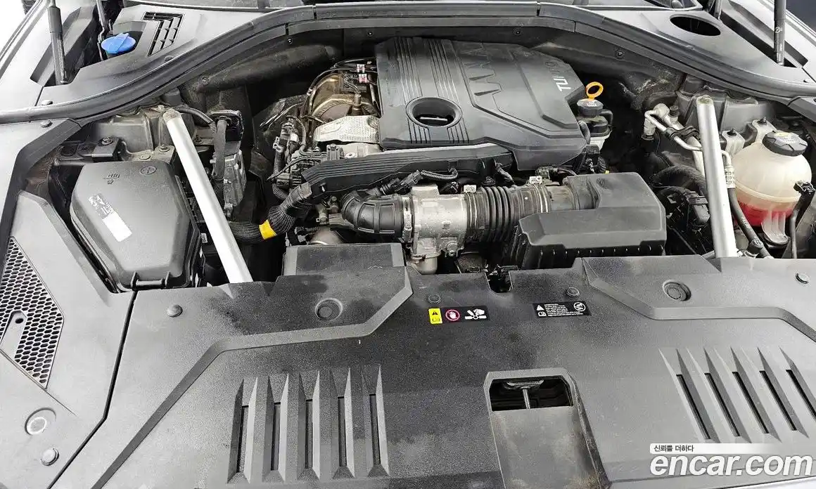 Genesis GV70 2021 2.2 автомат (гидро), фото 6