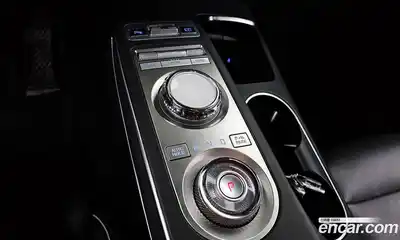 Genesis GV70 2021 2.2 автомат (гидро), миниатюра 9