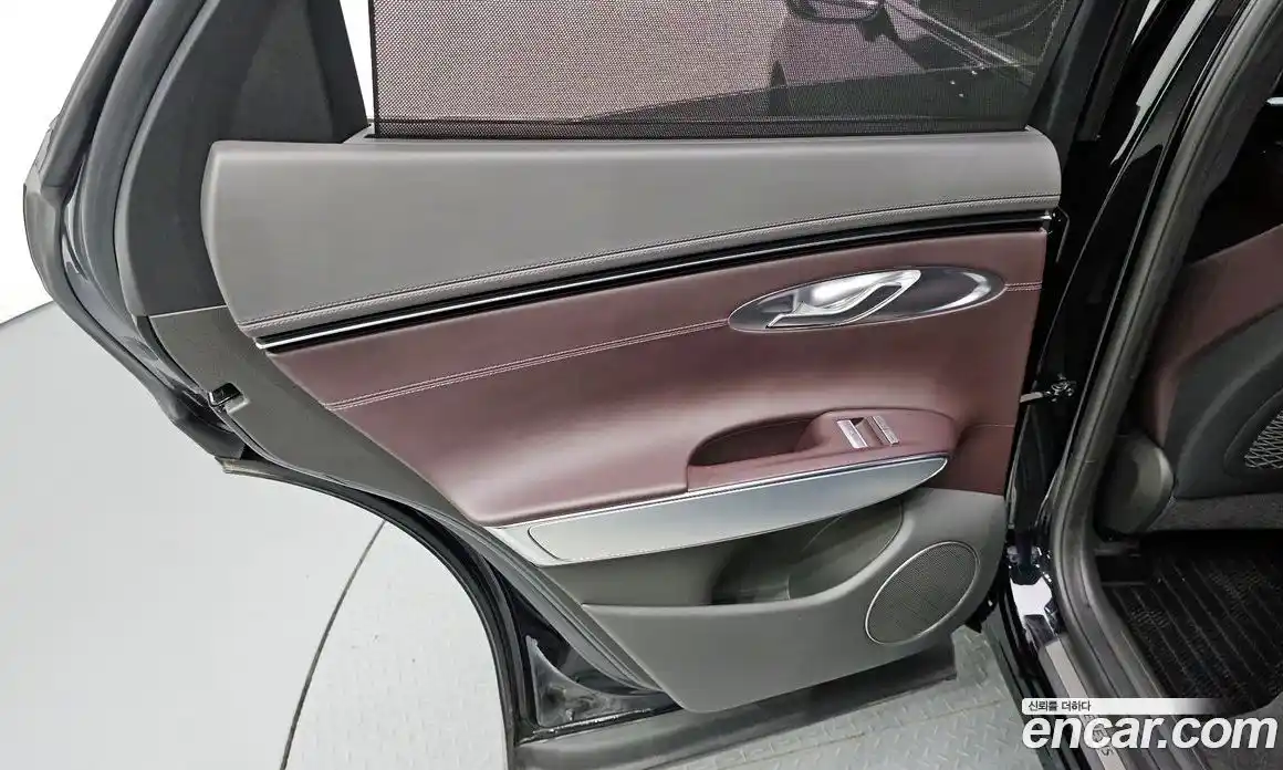 Genesis GV70 2022 2.5 автомат (гидро), фото 15