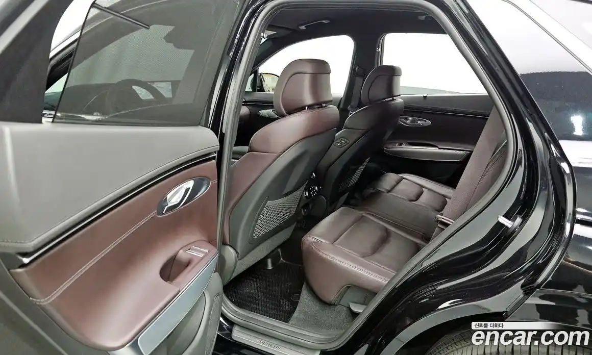 Genesis GV70 2022 2.5 автомат (гидро), фото 16