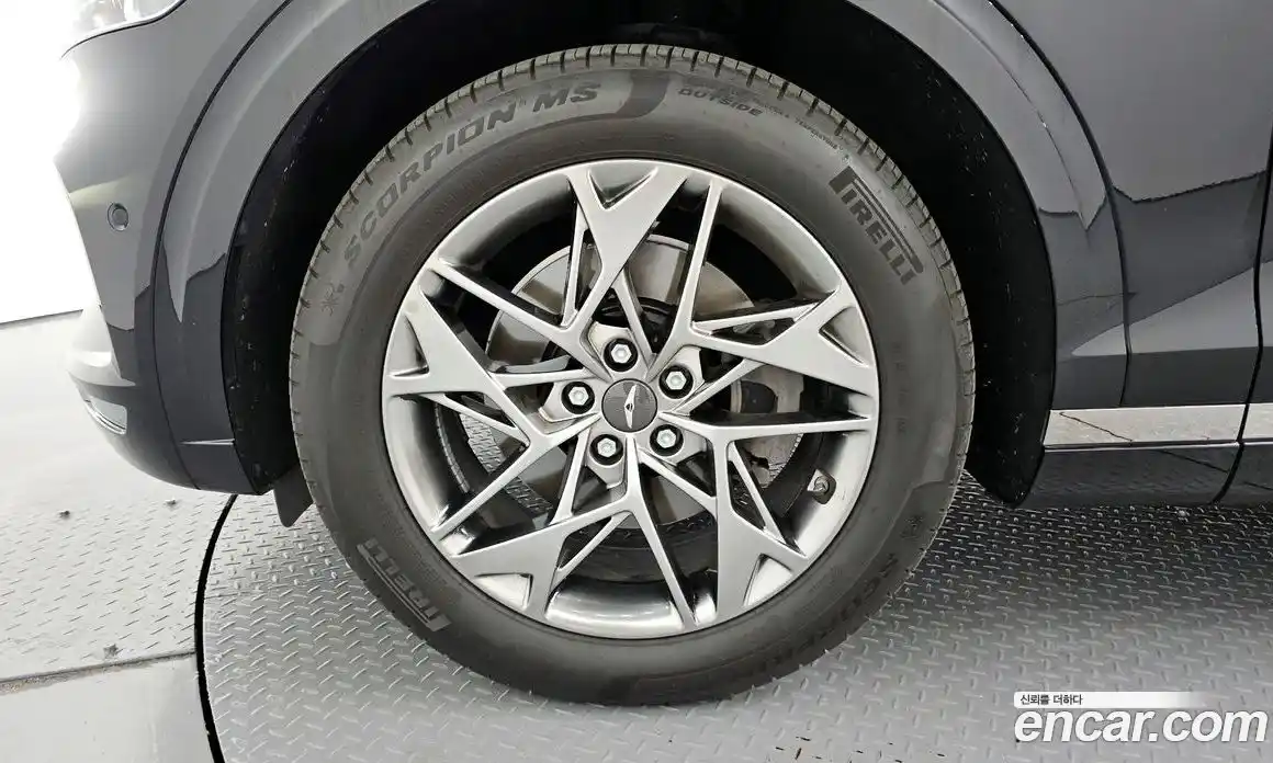 Genesis GV70 2022 2.5 автомат (гидро), фото 5