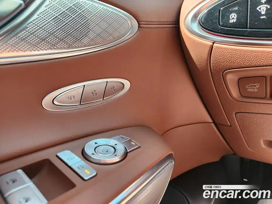 Genesis GV70 2022 2.5 автомат (гидро), фото 17