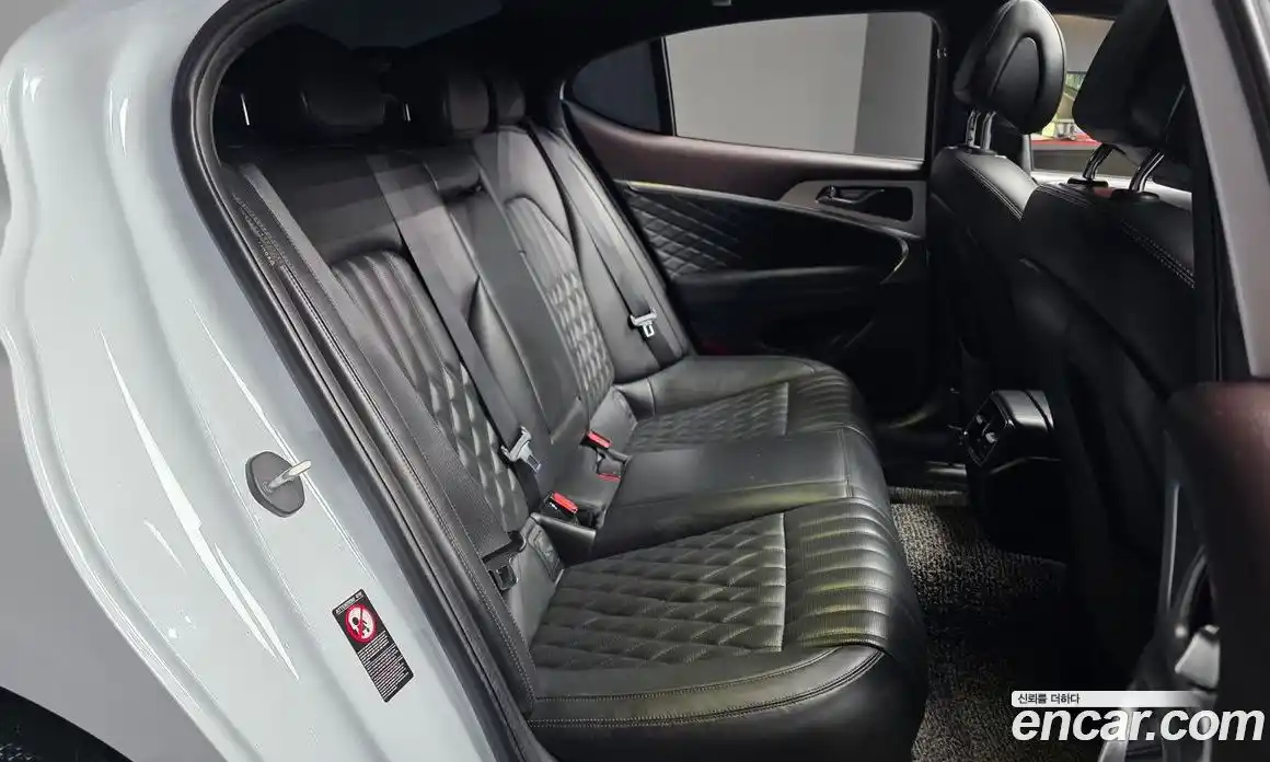 Genesis G70 2018 2.0 автомат (гидро), фото 16