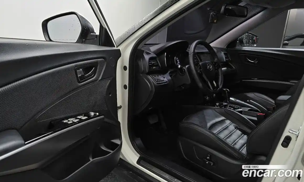 SsangYong TIBOLI 2017 1.6 автомат (гидро), фото 13