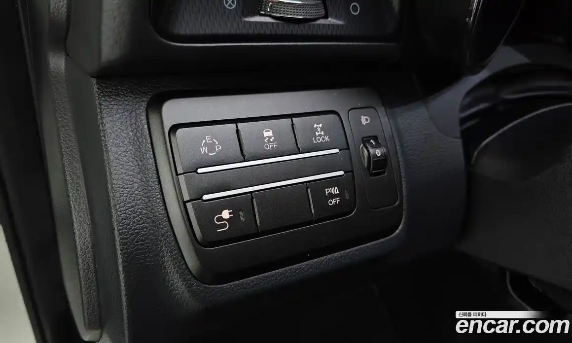 SsangYong TIBOLI 2017 1.6 автомат (гидро), фото 29