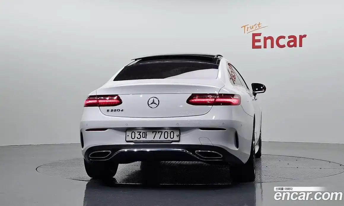 Mercedes-Benz E-Class 2017 1.9 автомат (гидро), фото 4