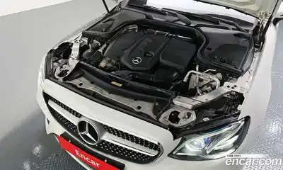 Mercedes-Benz E-Class 2017 1.9 автомат (гидро), миниатюра 6