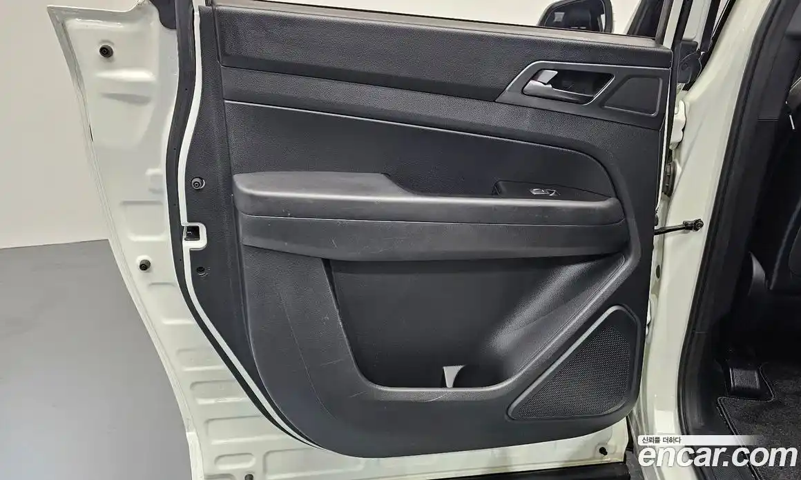 SsangYong Rexton 2021 2.2 автомат (гидро), фото 15