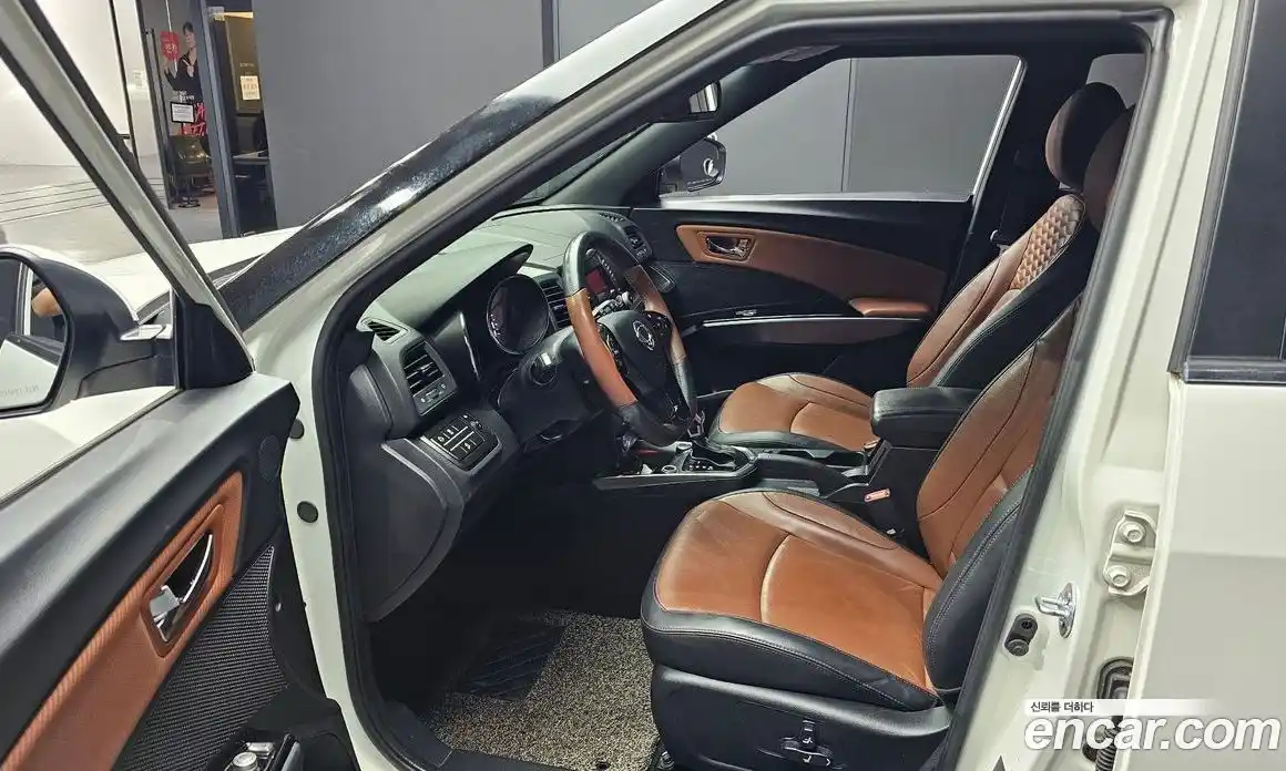 SsangYong TIBOLI 2018 1.6 автомат (гидро), фото 13