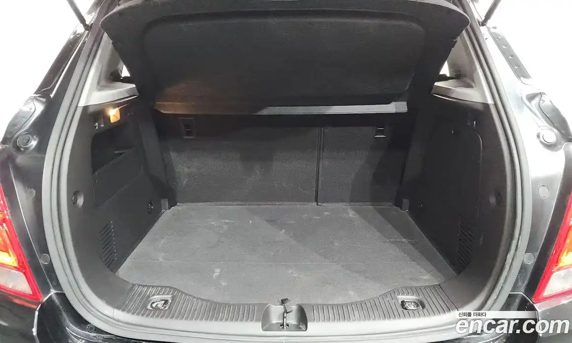 Chevrolet Trax 2017 1.4 автомат (гидро), фото 17