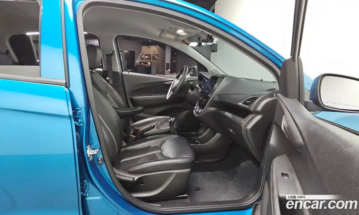 Chevrolet Spark 2019 1.0 механика, фото 18