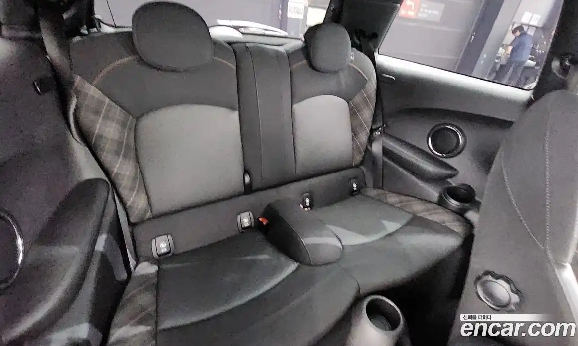 Mini Cooper 2016 2.0 автомат (гидро), фото 11