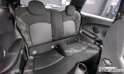 Mini Cooper 2016 2.0 автомат (гидро), миниатюра 11