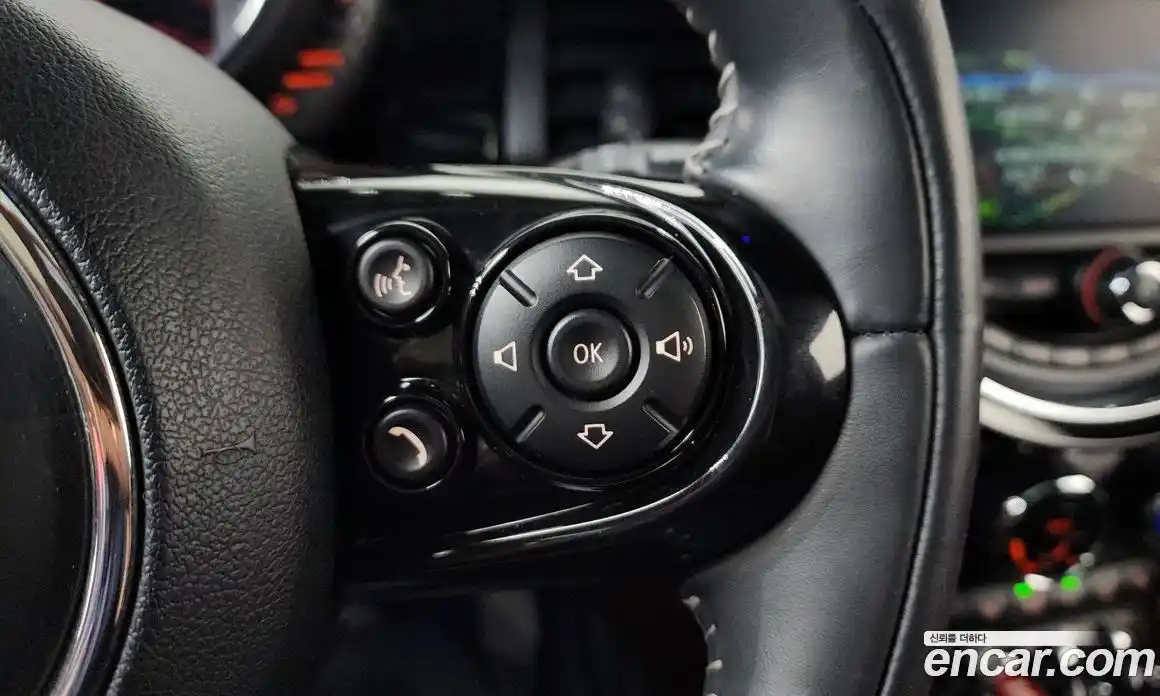 Mini Cooper 2016 2.0 автомат (гидро), фото 16