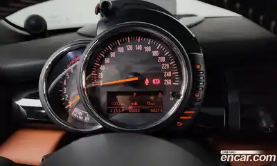 Mini Cooper 2016 2.0 автомат (гидро), миниатюра 8