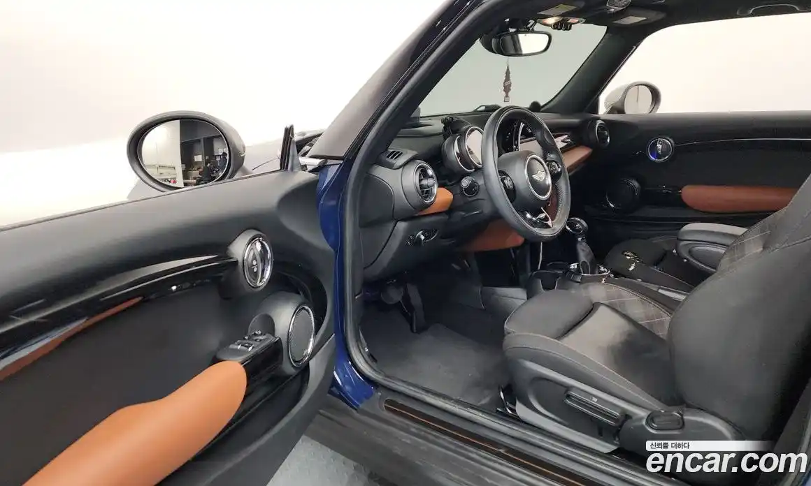 Mini Cooper 2016 2.0 автомат (гидро), фото 10
