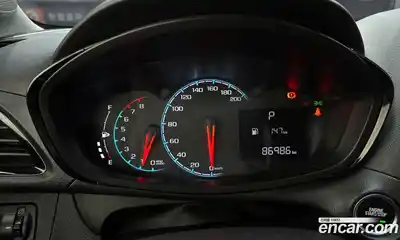 Chevrolet Spark 2016 1.0 автомат (гидро), миниатюра 11