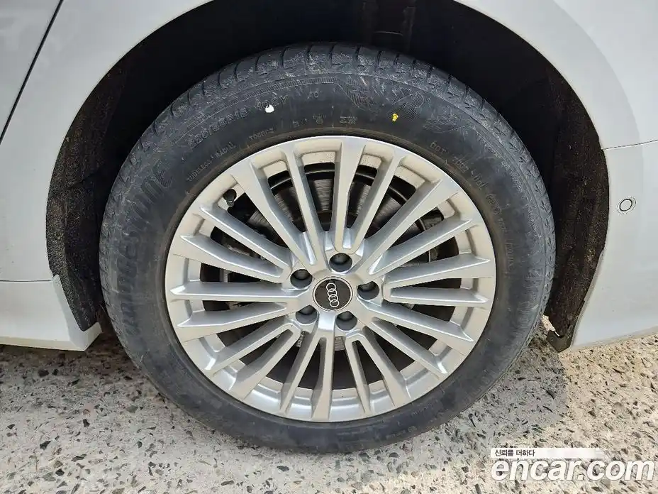 Audi A6 2021 2.0 автомат (гидро), фото 11