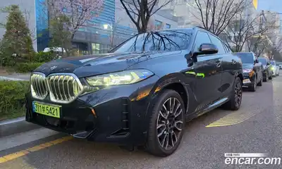 BMW X6, 2025, 6 439 км