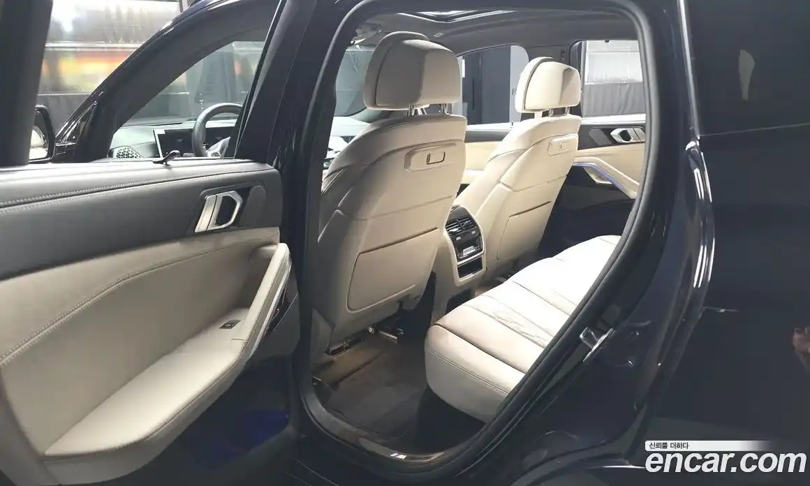 BMW X6 2025 3.0 автомат (гидро), фото 16