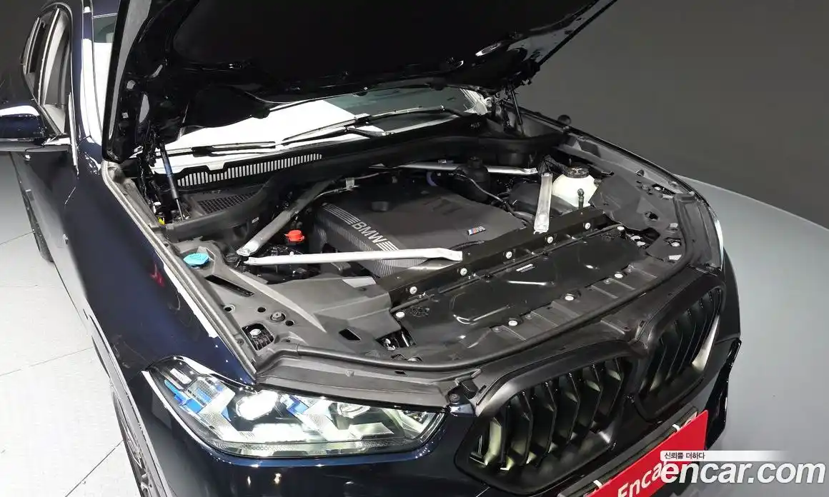 BMW X6 2025 3.0 автомат (гидро), фото 6