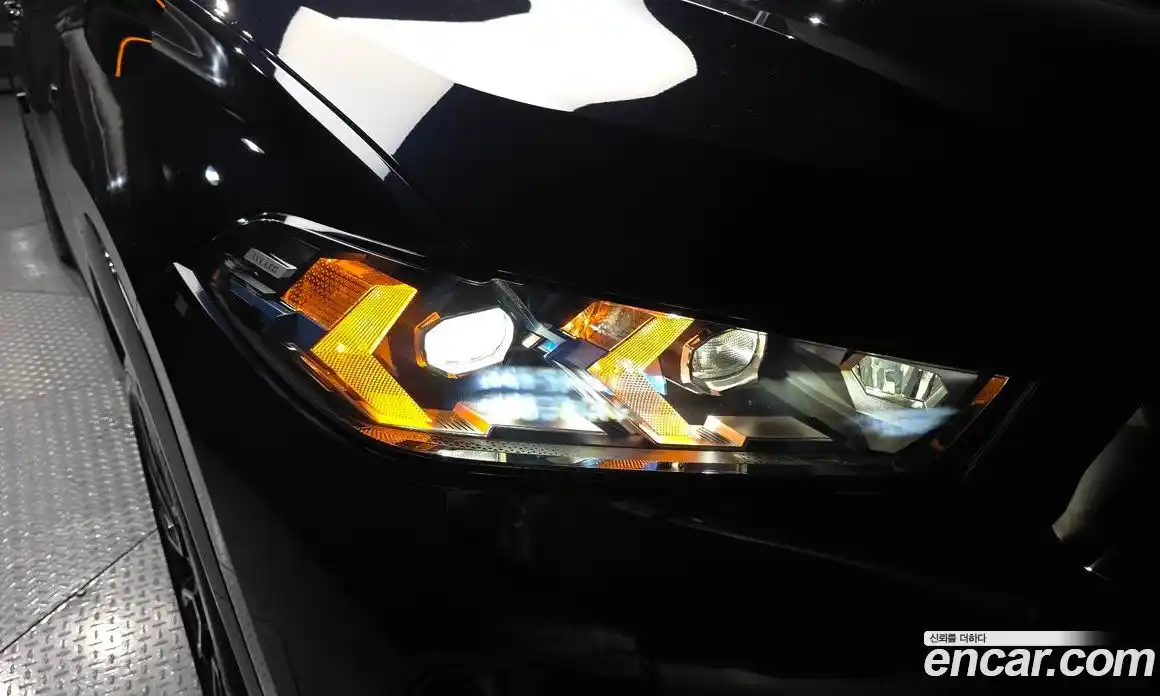 BMW X6 2025 3.0 автомат (гидро), фото 8