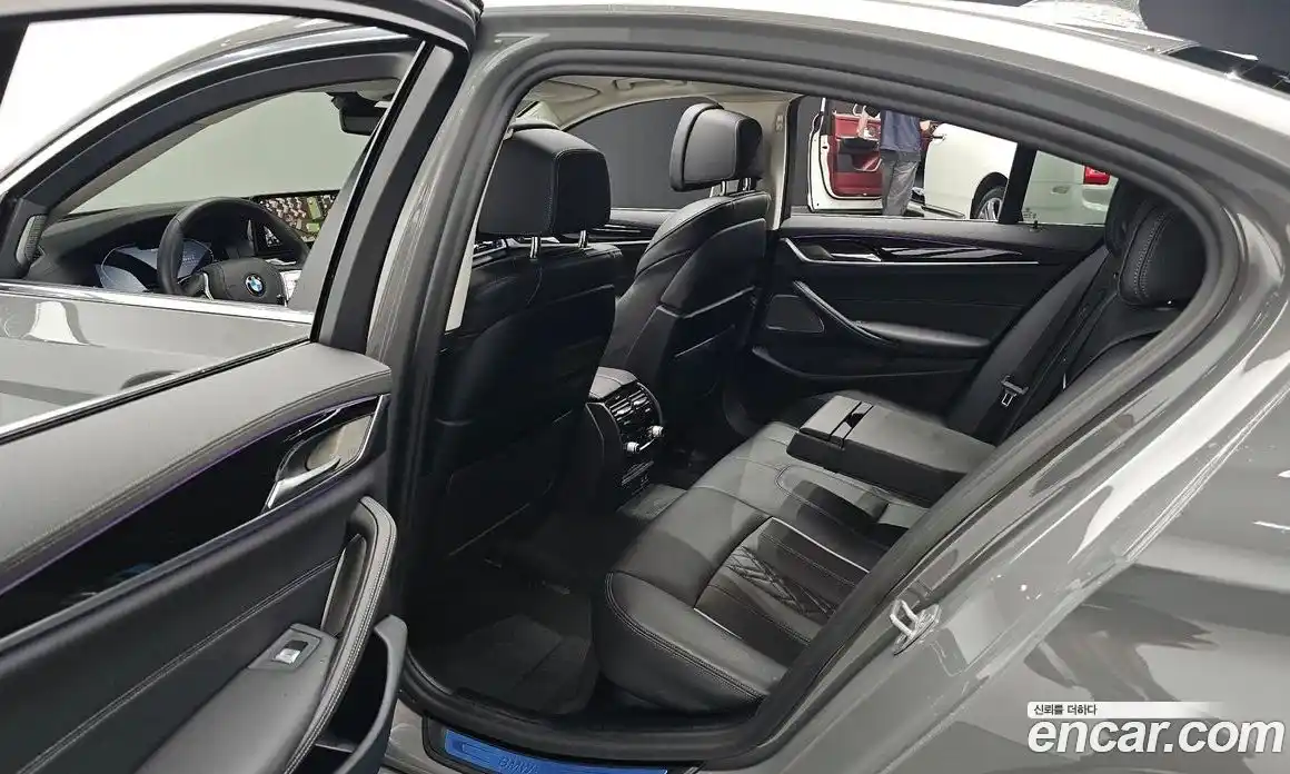 BMW 5 серия 2021 2.0 автомат (гидро), фото 18