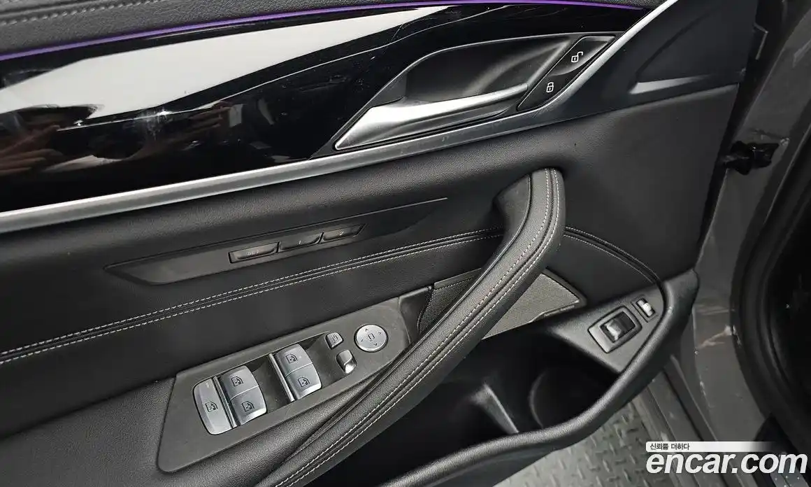 BMW 5 серия 2021 2.0 автомат (гидро), фото 24