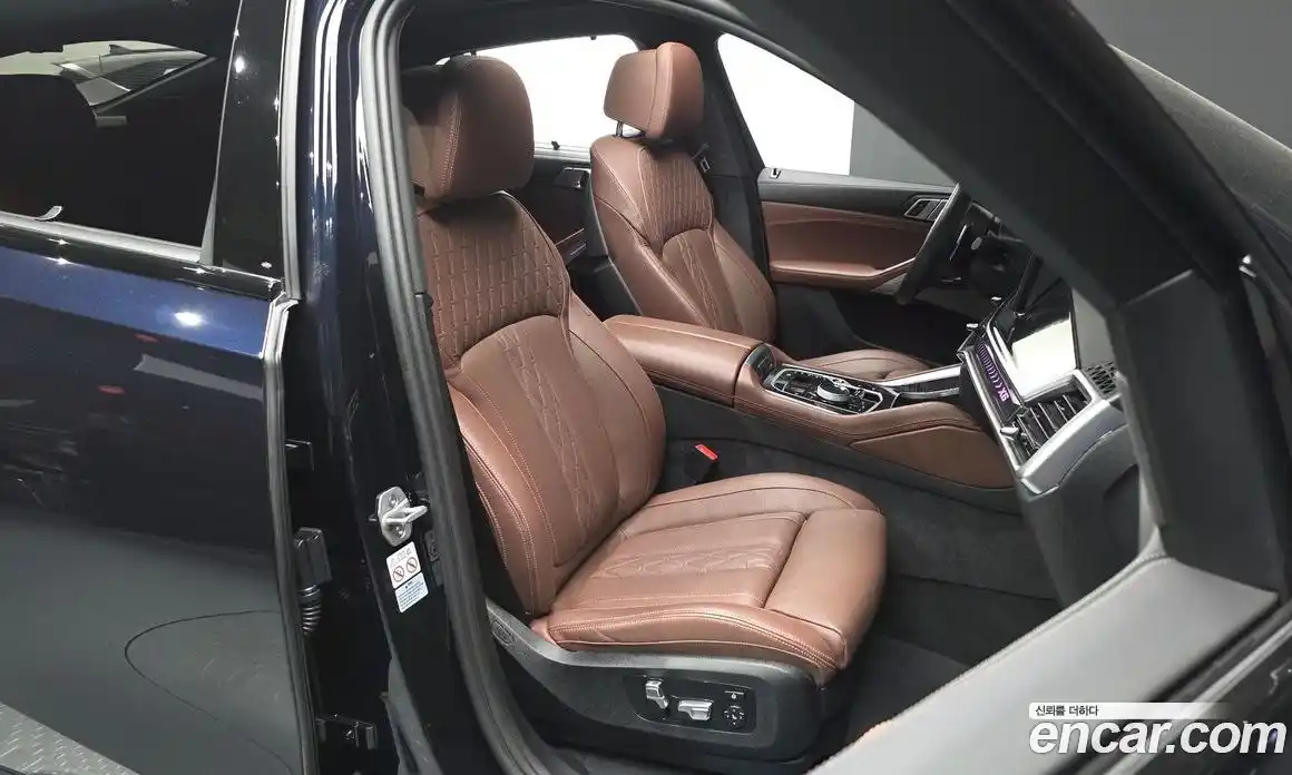 BMW X6 2024 3.0 автомат (гидро), фото 16