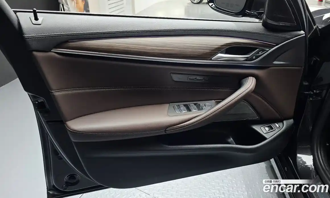 BMW 5 серия 2020 2.0 автомат (гидро), фото 14