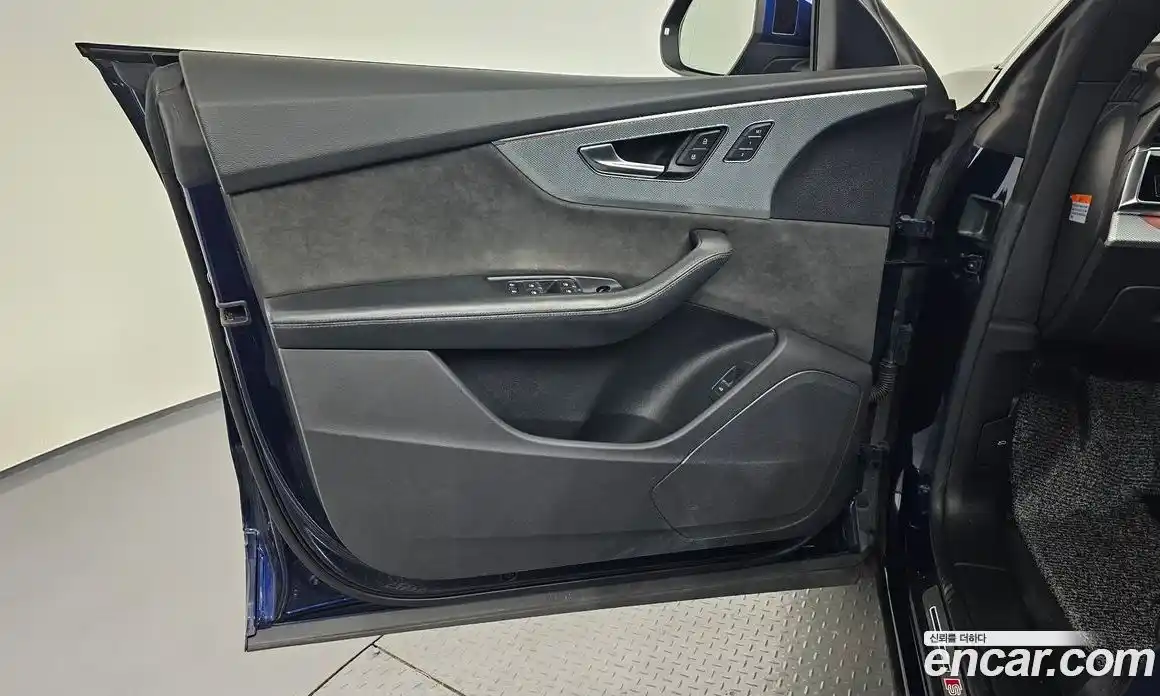 Audi Q8 2020 3.0 автомат (гидро), фото 14