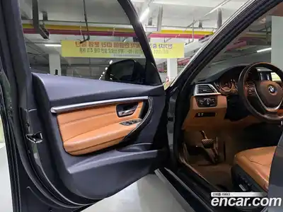 BMW 3 серия 2017 2.0 автомат (гидро), миниатюра 10