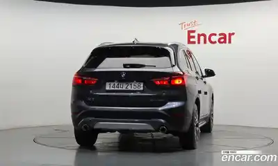 BMW X1 2022 2.0 автомат (гидро), миниатюра 4