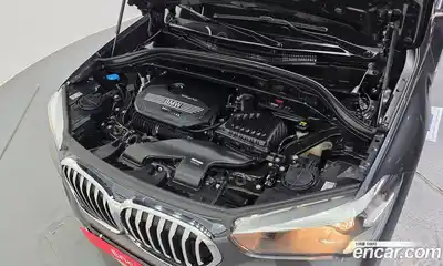 BMW X1 2022 2.0 автомат (гидро), миниатюра 6