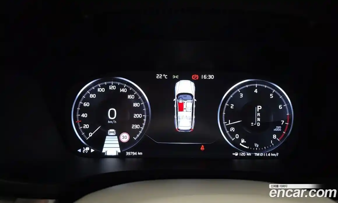 Volvo V60 2019 2.0 автомат (гидро), фото 8