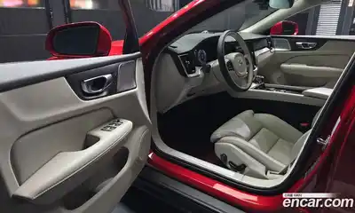 Volvo V60 2019 2.0 автомат (гидро), миниатюра 10