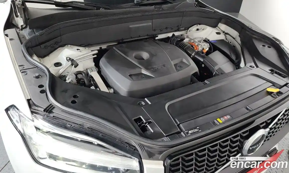 Volvo XC90 2020 2.0 автомат (гидро), фото 6