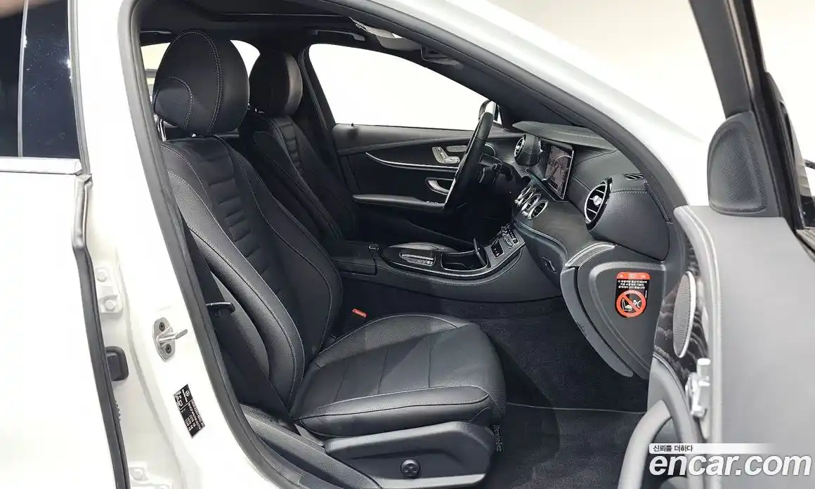 Mercedes-Benz E-Class 2022 2.0 автомат (гидро), фото 15