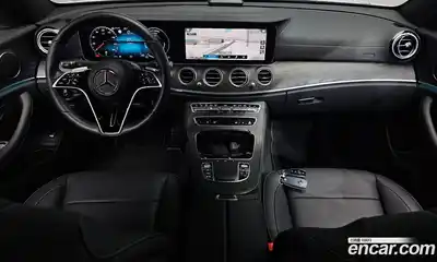 Mercedes-Benz E-Class 2022 2.0 автомат (гидро), миниатюра 9