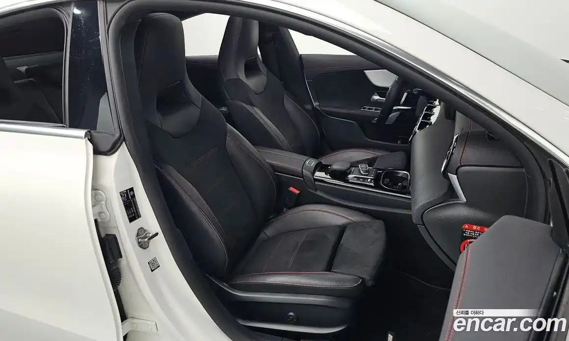 Mercedes-Benz CLA-Class 2021 2.0 гидро, фото 17