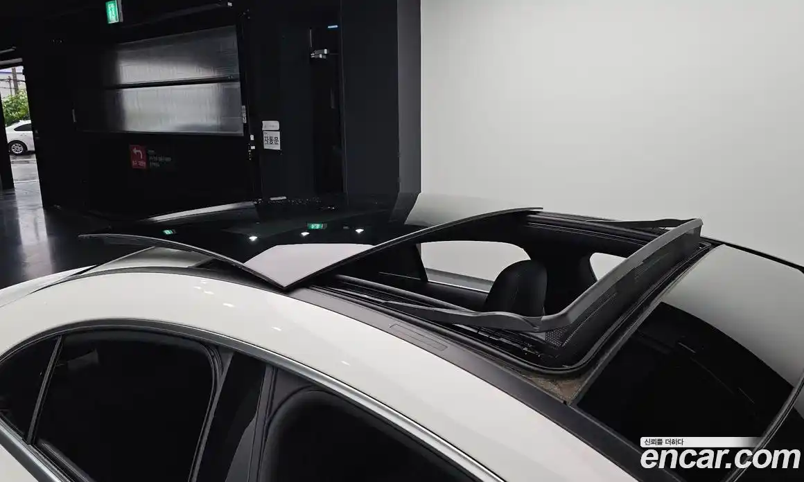 Mercedes-Benz CLA-Class 2021 2.0 гидро, фото 23
