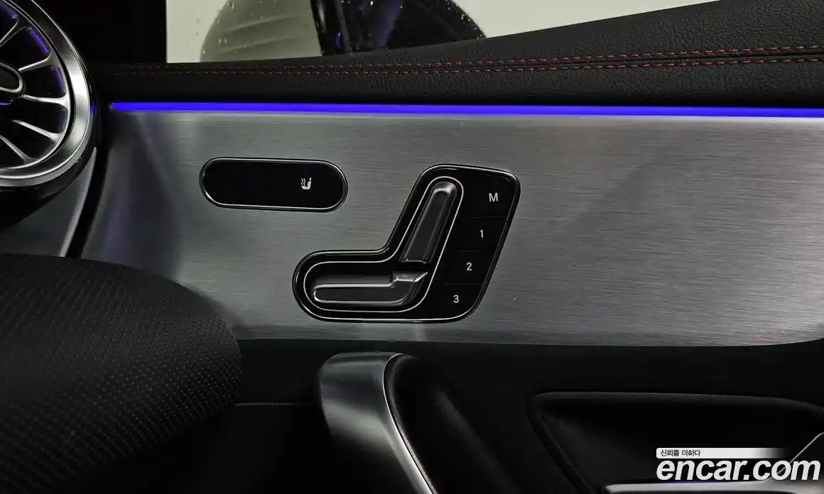 Mercedes-Benz CLA-Class 2021 2.0 гидро, фото 32