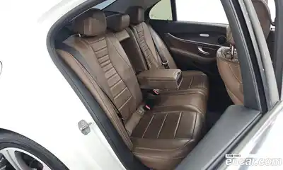 Mercedes-Benz E-Class 2017 2.0 автомат (гидро), миниатюра 11
