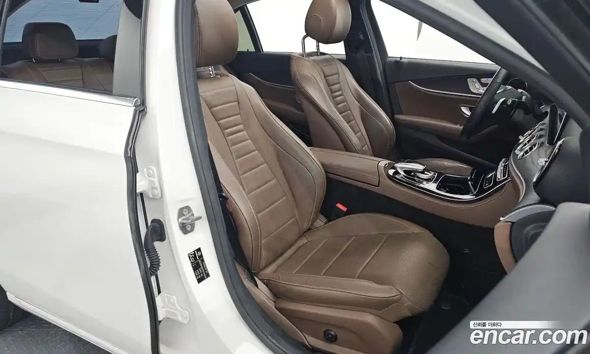 Mercedes-Benz E-Class 2017 2.0 автомат (гидро), фото 12