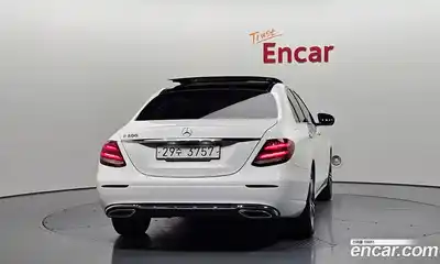 Mercedes-Benz E-Class 2017 2.0 автомат (гидро), миниатюра 4