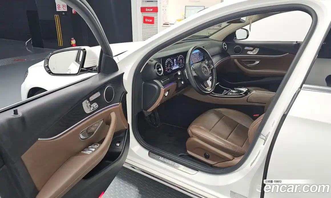 Mercedes-Benz E-Class 2017 2.0 автомат (гидро), фото 10
